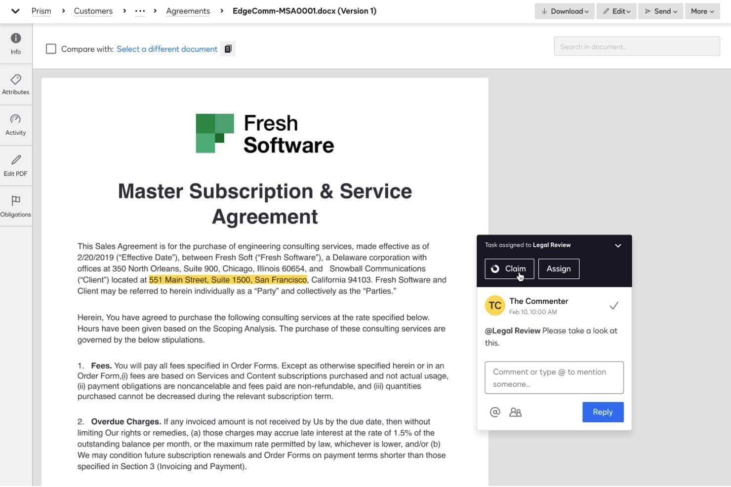 DocuSign CLM:n sopimusasiakirja, jossa tehtävien määrityspaneeli ja kommenttiketju ovat näkyvissä.