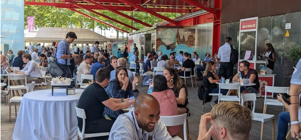 Participants gather and talk to each other at SaaStr Europa